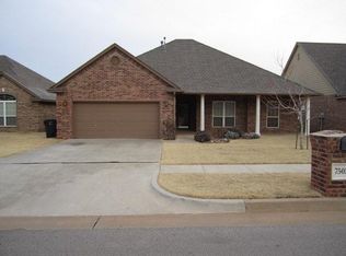 7505 NW 135th St, Oklahoma City, OK 73142