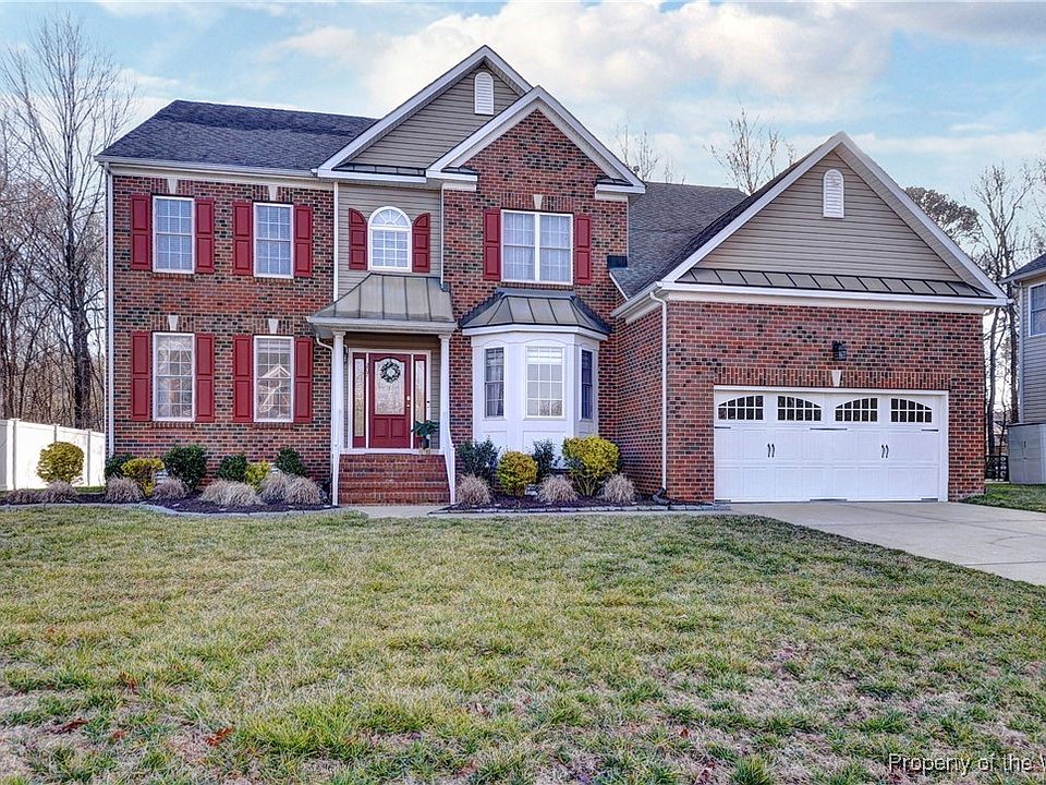 1st image of 207 Potter Ln