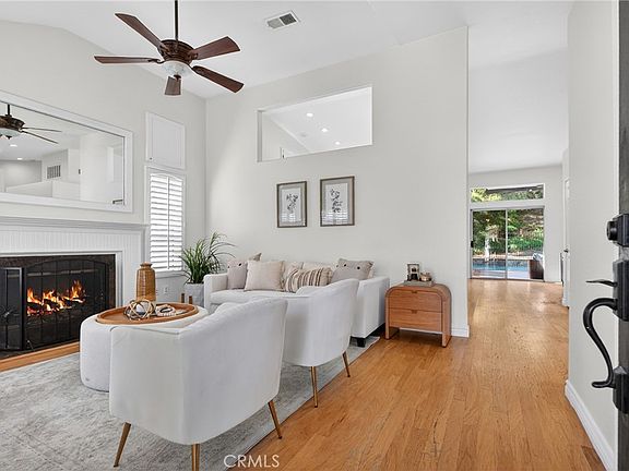 5th image of 25837 Anderson Ln