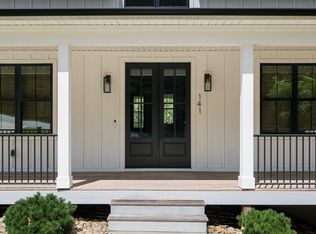 141 Wisdom Cove Rd, Flat Rock, NC 28731