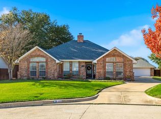 5300 Huntington Ct, Colleyville, TX 76034