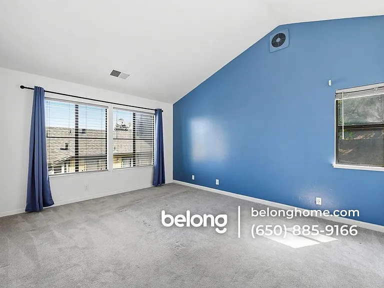 23460 Lakeridge Ave — Photo 11