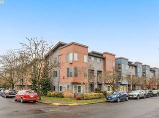 7561 N Leavitt Ave, Portland, OR 97203