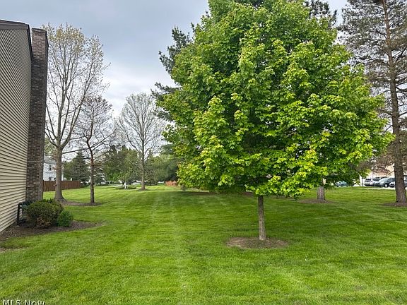 2nd image of 9632 E Idlewood Dr