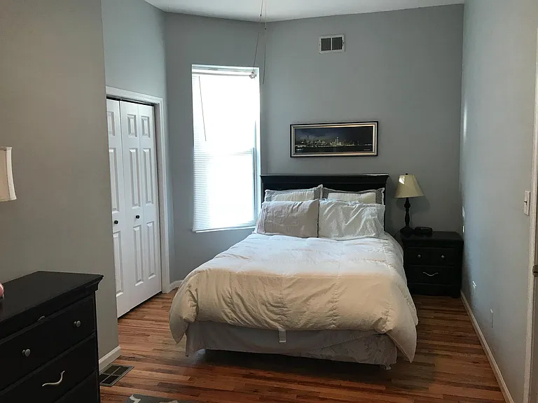 3307 N Southport Ave #2R — Photo 8