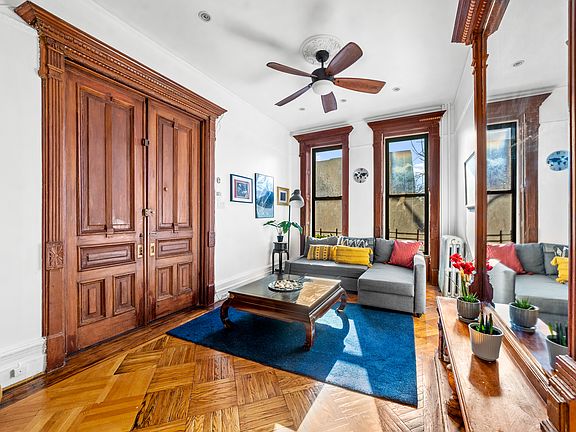 2nd image of 123A Halsey St #1