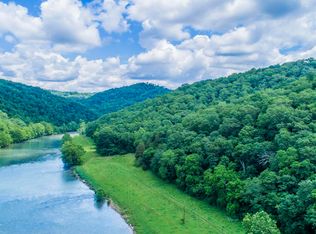 1210 Dry Valley Rd, Thorn Hill, TN 37881