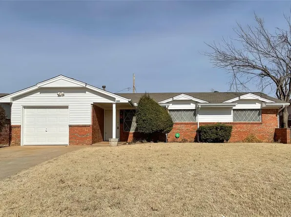 5809 NW 64th St, Warr Acres, OK 73132