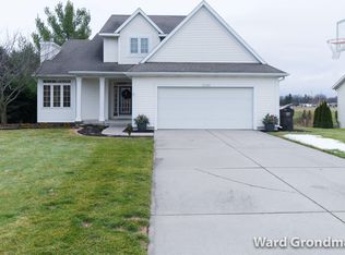 2904 Tyler Dale Rd, Zeeland, MI 49464