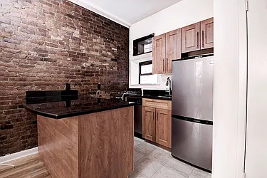 Rented by Urbane Brokerage