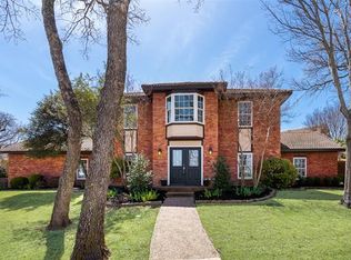 1 Colonial Ct, Trophy Club, TX 76262