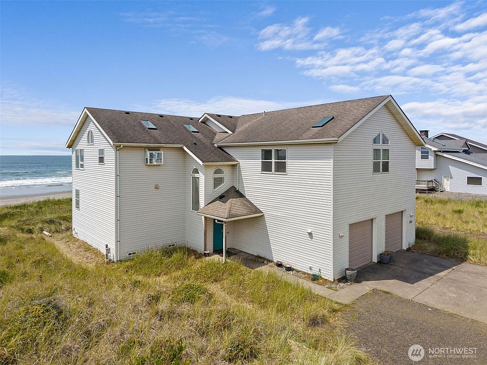 1st image of 511 Dune Crest Drive