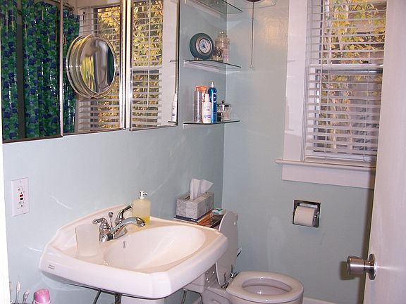 Main Bathroom