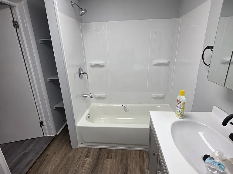 533 Broadway #5 — Photo 5