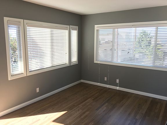 4th image of 914 S Juanita Ave
