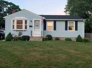 6 Ormond Dr, Riverside, RI 02915