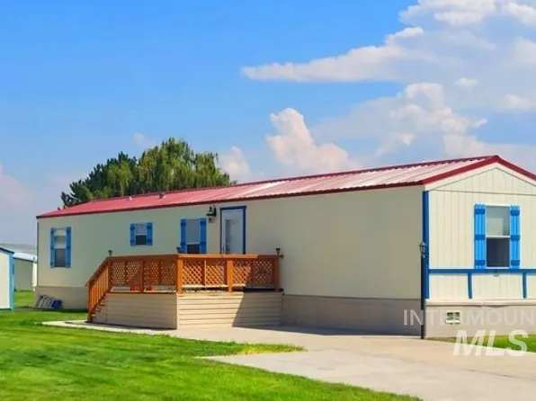 450 Pole Line Rd Space 121, Twin Falls, ID 83301