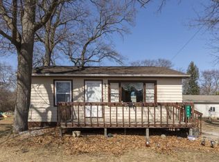 6964 Lakeview St, Caseville, MI 48725