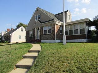1320 Admiral Ln, Uniondale, NY 11553