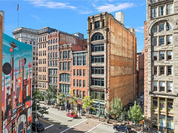 915 Liberty Ave #401, Pittsburgh, PA 15222