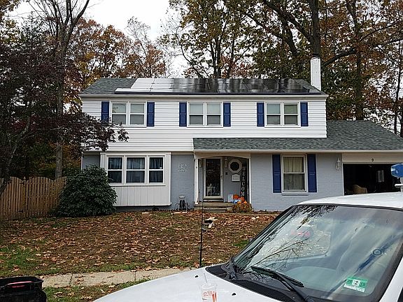 2nd image of 9 Longwood Ct