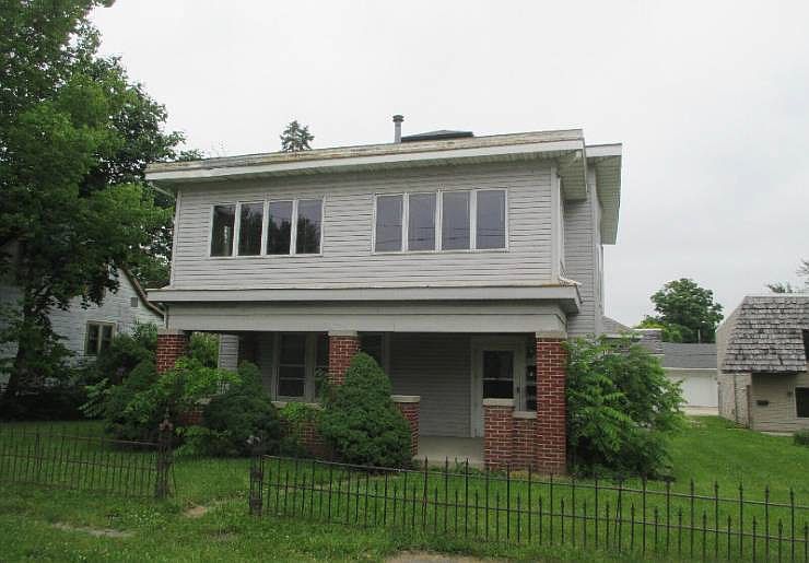1st image of 217 S Walnut St