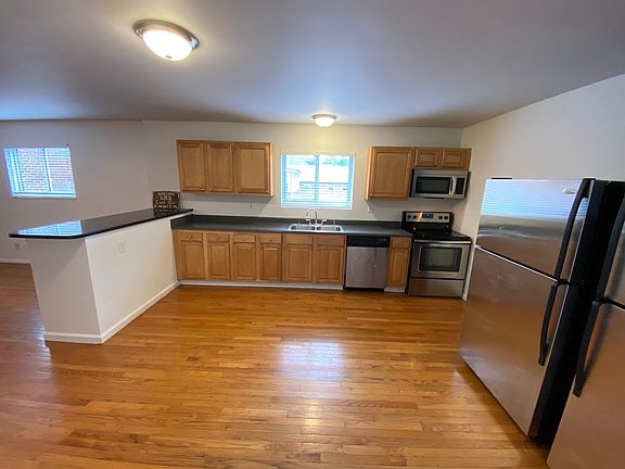 4th image of 153 E 12th Ave APT 2