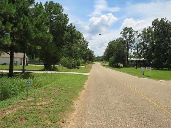 5th image of 901 Bud Moore Rd