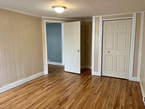 4th image of 161 Griffin Ave