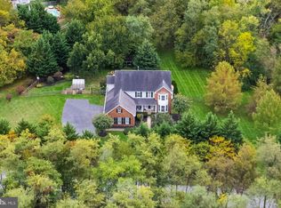 39753 Quarter Branch Rd, Lovettsville, VA 20180