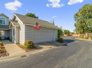 7526 N Millbrook Ave, Fresno, CA