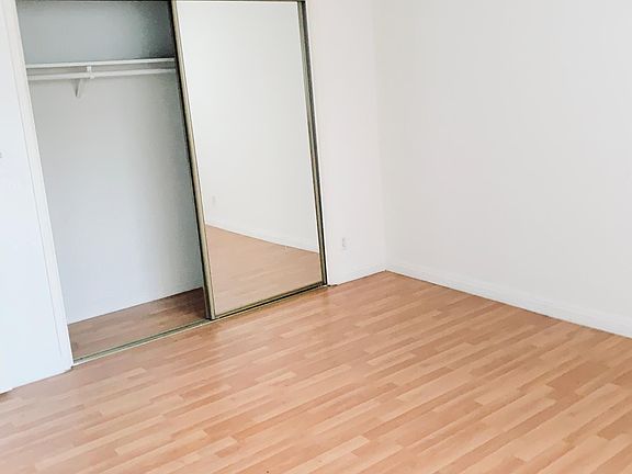 4th image of 149 S Saint Andrews Pl