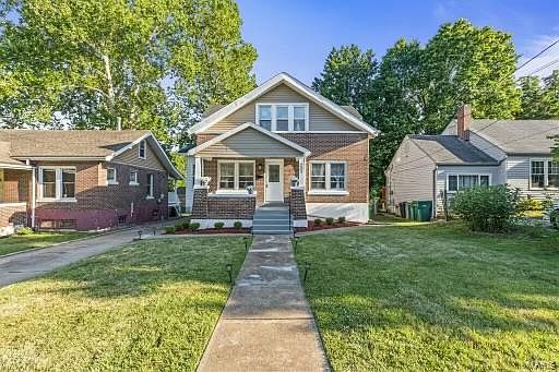 2nd image of 8608 Forest Ave
