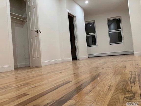 3rd image of 11511 Jamaica Ave APT 3