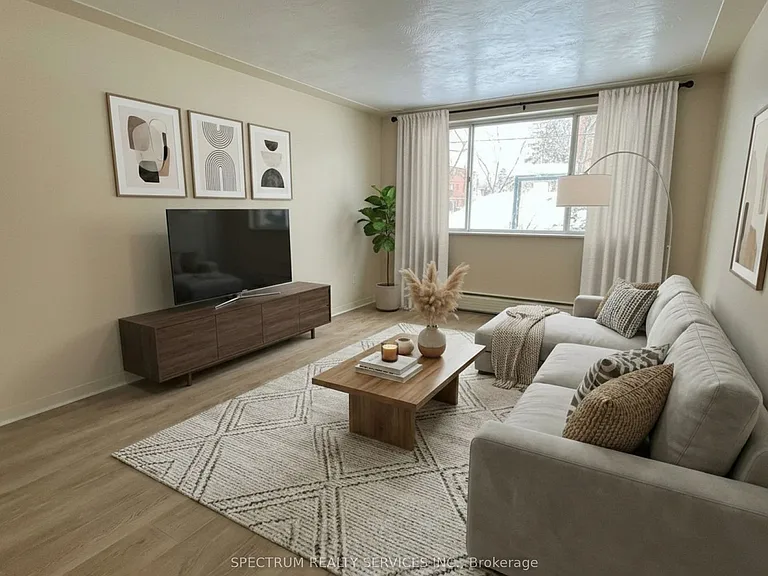357 Connaught St #3 — Photo 4