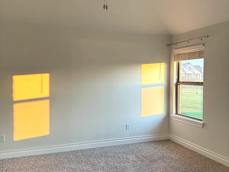 16125 Vermillion Dr — Photo 12
