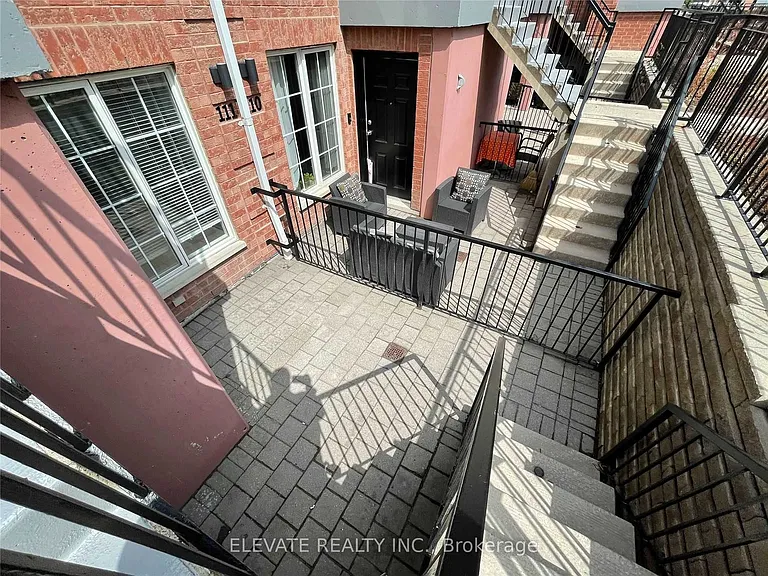 68 Douro St #111 — Photo 3