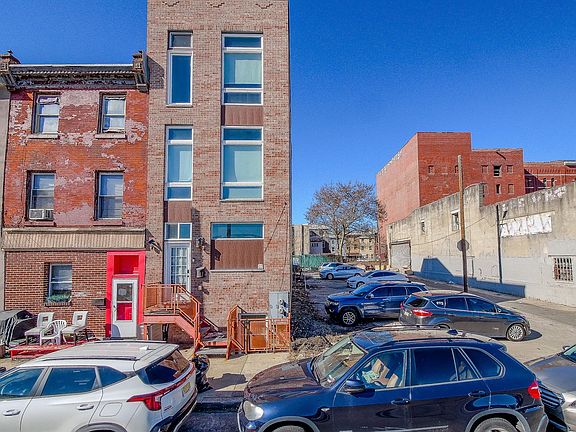 2nd image of 1532 N 4th St #R2