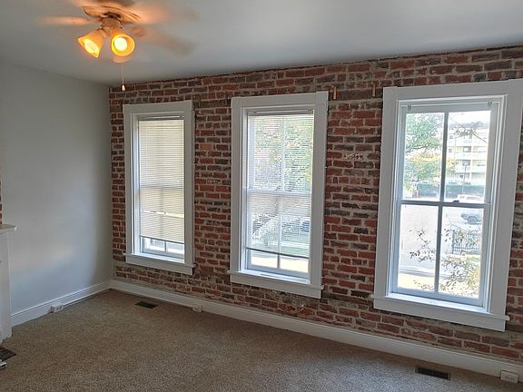 5th image of 1118 W Marshall St #A