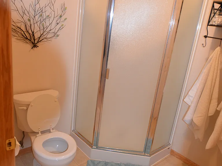 640 Lake Elmo Dr #1 — Photo 22