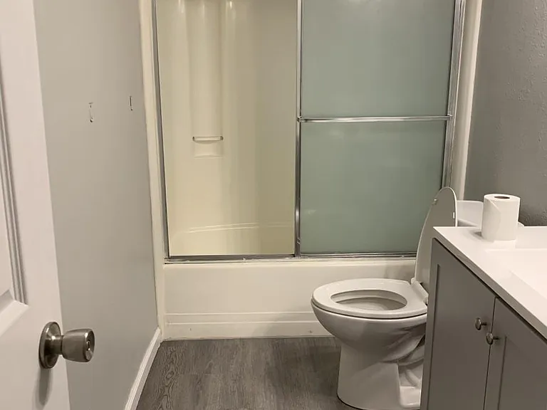 1728 Silver Creek Cir — Photo 10