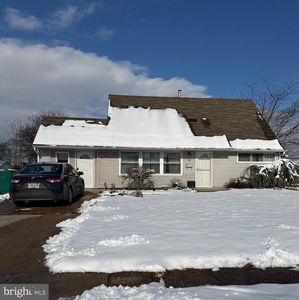 30 Misty Pine Rd, Levittown, PA, 19056