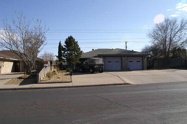 1st image of 4535 Gleneagles Dr