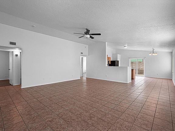 5th image of 3798 Cattle Dr NE