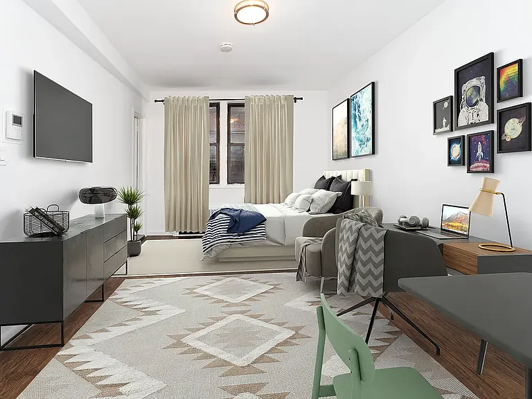 32 Cornelia St #5A — Photo 1