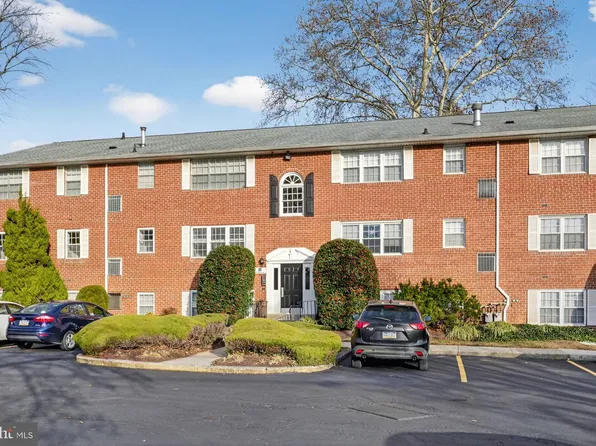 800 South Ave APT B4, Clifton Heights, PA 19018