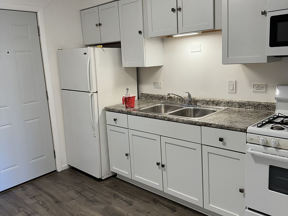 1st image of 10491 E Touhy Ave #2E