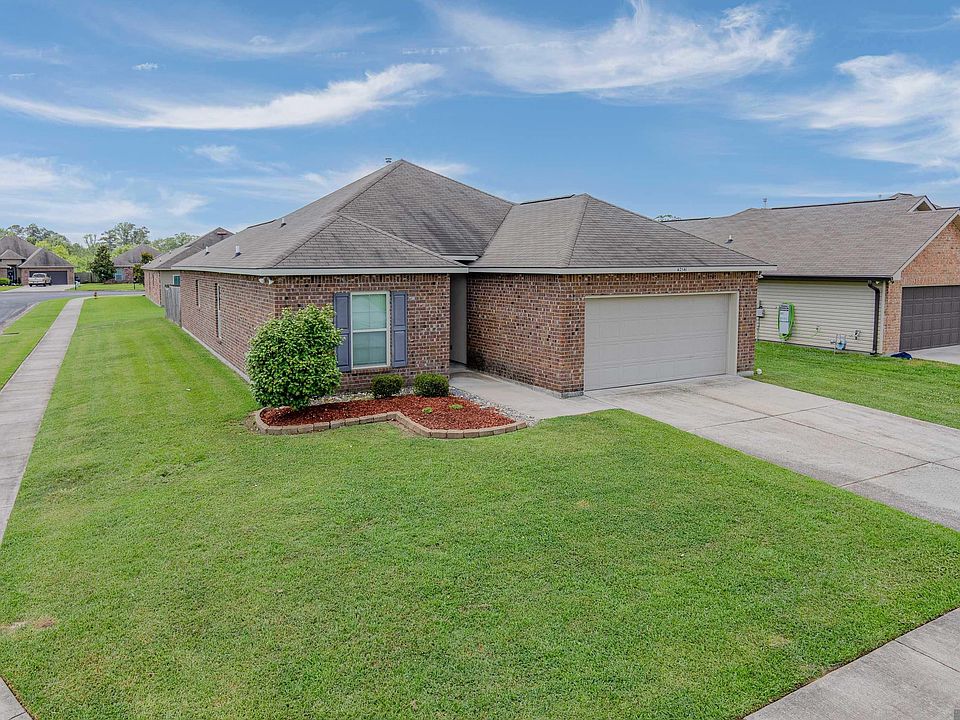 1st image of 42541 Pebblestone Ave