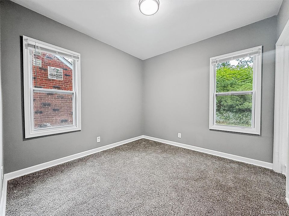 9920 Balfour Rd, photo 17