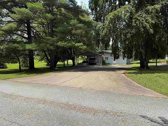 5th image of 742 W Holly Dr